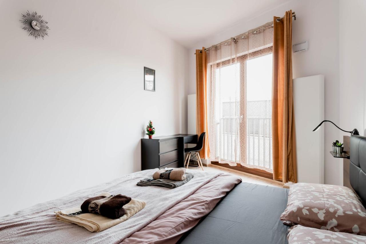 Apartwro - Apartament Przy Wyspie Slodowej, Garaz, Projektor, Rowery Apartment Wroclaw Ngoại thất bức ảnh