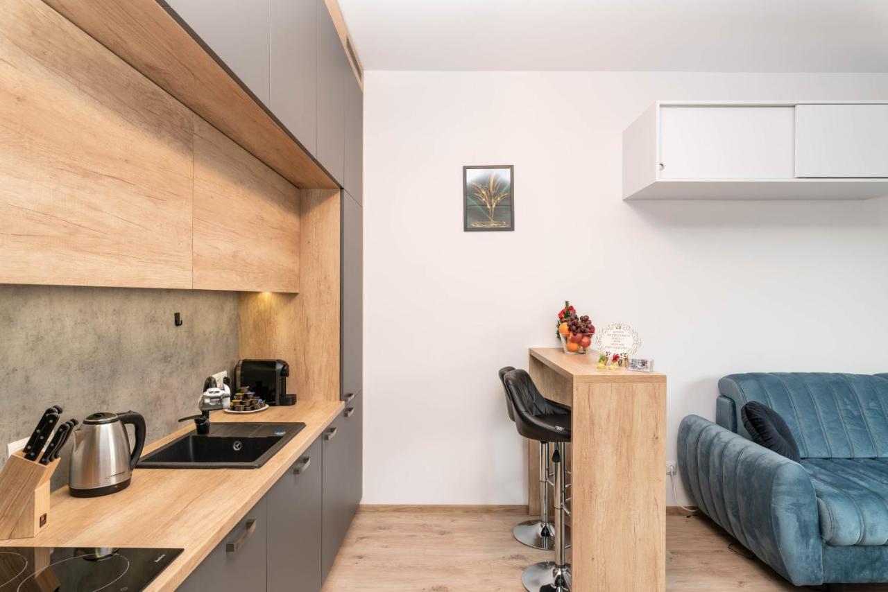 Apartwro - Apartament Przy Wyspie Slodowej, Garaz, Projektor, Rowery Apartment Wroclaw Ngoại thất bức ảnh